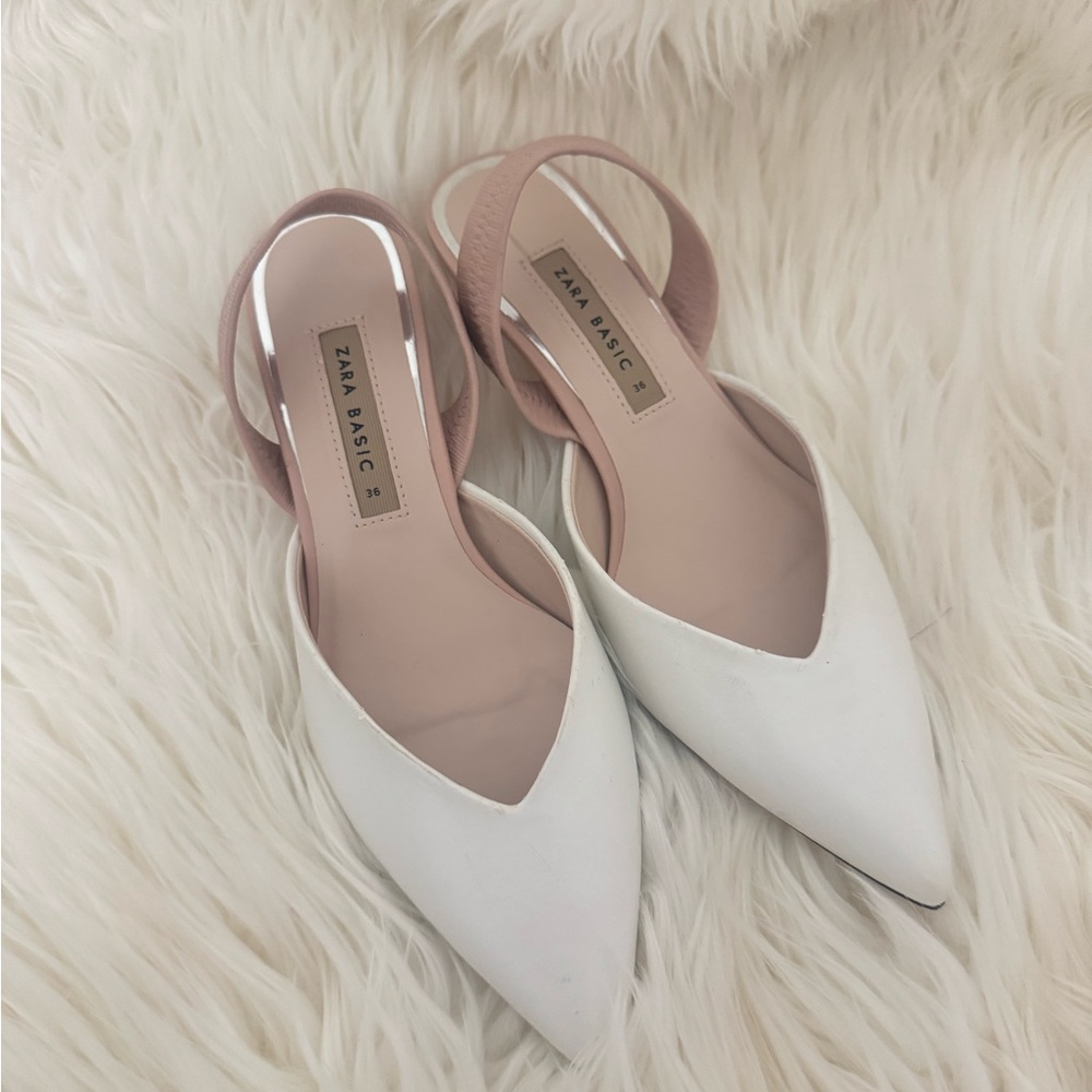 Zara Women's White kitten heels
